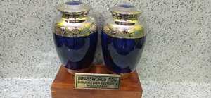 Urna Funeraria de Latón de Alta Calidad, Estilo Americano, para Cenizas Humanas Adultas, Suministros Funerarios de Brassworld India - Product Image 2