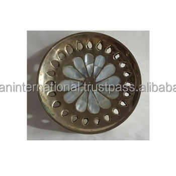 Antique Brass Metal for Shell Ashtray for Smoking Cigars Custom Logo Sports-Themed Religious Home Decoration Polished Metal Craf