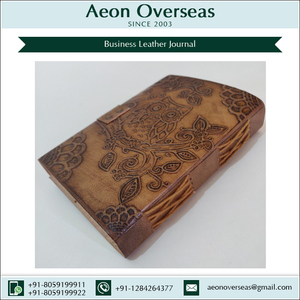 Venta caliente Cuaderno de diario de cuero real de tamaño personalizado con papel de escritura hecho a mano a precio asequible del exportador indio - Product Image 5