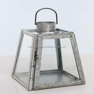 Bougeoirs en métal galvanisés faits à la main Lanternes Bougeoirs avec une touche de charme rustique - Product Image 1