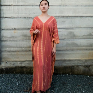 2023 maravilloso sólido tejido Natural lavable 100% rayón bohemio Playa Mujeres desgaste largo Maxi Kaftan vestidos cuello en V mangas completas - Product Image 1