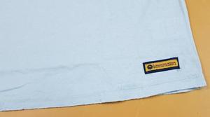 T-shirt à manches courtes et col en V pour femmes, de marque haut de gamme, vêtements de sport légers et respirants pour la course à pied, lot de stock du Bangladesh - Product Image 6