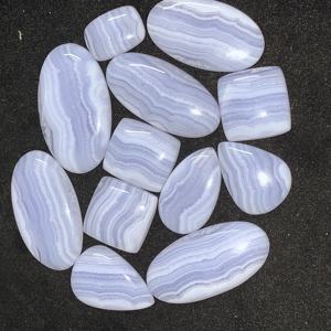 Rida Creations Agate Naturelle Bleue et Blanche en Forme d'Ovale - Certifiée par un tiers du Rajasthan - Prix de Gros - Taille Personnalisable - Product Image 2