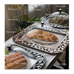 Bandeja de servicio de acero inoxidable y madera con cúpula de acrílico Bandeja de servicio de chocolate de Calidad exclusiva con cúpula - Product Image 3