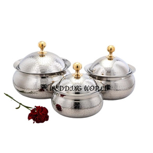 Ensemble de trois casseroles en acier inoxydable martelé poli brillant Nouveau design Vaisselle de mariage et d'événement Pot en métal - Product Image 1