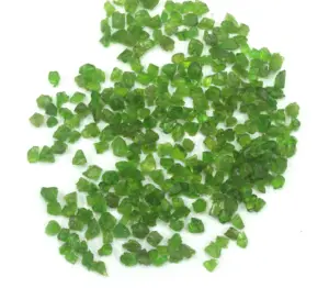High Quality 50 Pieces Untreated Tiny Raw Loose Gemstone Natural Green Tourmaline Untreated Rough Wholesale