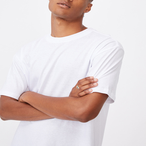 Camisetas personalizadas OEM con cuello redondo para hombre, 100% algodón, camisetas de moda para hombre, camiseta deportiva de manga corta blanca para hombre - Product Image 5