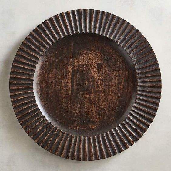 สีน้ำตาลเข้ม