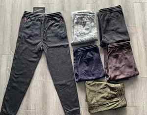 กางเกงกีฬาลายสก็อตเข้ารูปของผู้ชาย OEM กางเกงออกกำลังกายลำลองลำลองระบายอากาศได้ดีน้ำหนักเบาโลโก้ขนาดพิเศษสำหรับฤดูหนาว - Product Image 5