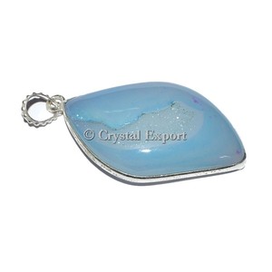 Colgantes de Cristal Aqua Druzy Tallados y Grabados Ecológicos con Temática de Amor para Recuerdos y Decoración del Hogar de Gujarat - Product Image 2
