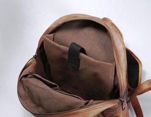 Mochila Unisex Hecha a Mano de Cuero Genuino Colección Ciudad Moda Grado Superior Uso Diario - Product Image 4