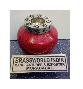 Recuerdo rojo de latón, luz de té, urna de cremación de mascotas, suministros funerarios - Product Image 1