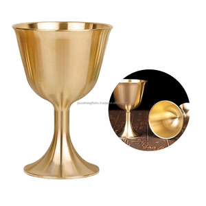 Copa de vino de metal con acabado chapado en oro, diseño moderno, estilo europeo, alta calidad para beber, precios al por mayor - Product Image 1