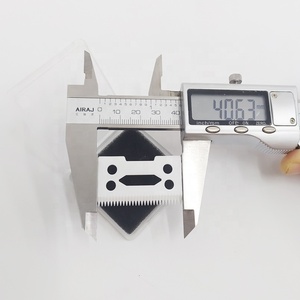 ใบมีดตัดเซรามิก 28 ฟัน ระดับพรีเมียม สำหรับเครื่องตัดผม <span class=keywords><strong>WAHL</strong></span> Magic Clip / <span class=keywords><strong>Senior</strong></span> / Super Taper / เครื่องตัดผม <span class=keywords><strong>WAHL</strong></span> - Product Image 6