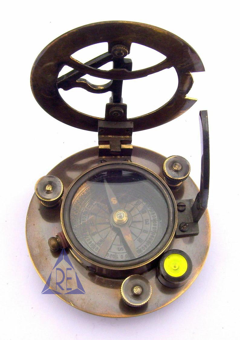 ANCIEN MARITIME LAITON Brunton Boussole Nautique Direction Main Travail