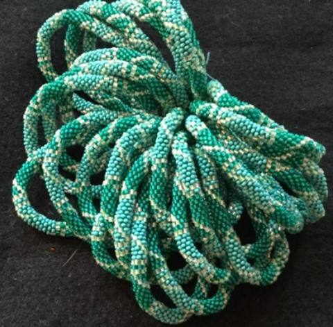 สีเขียว