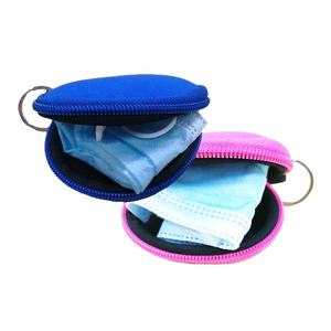 กระเป๋าใส่หูฟังและเหรียญแบบพกพา ยี่ห้อ UOO กันน้ำ เป็นมิตรกับสิ่งแวดล้อม ทำจากนีโอพรีน ปิดด้วยซิป ลายการ์ตูน สำหรับทุกเพศ ขายดี - Product Image 1