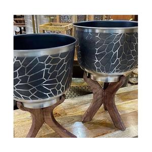 Lot de 3 jardinières en fer couleur or et noir avec support en fer pour accessoires de décoration de jardin - Product Image 5