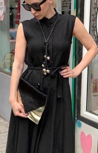 Hermosa negrita negro asimétrico vestido de lino con cuello y equipado cintura hermosa ligero vestido negro para señoras calientes - Product Image 4