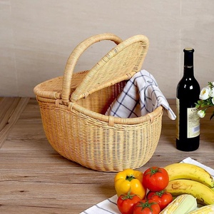 Cesta de picnic de ratán natural de alta calidad con forro y mango grande - Product Image 1