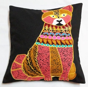 Fundas de Cojín Decorativas de Algodón con Bordado Kashmirí - Product Image 1