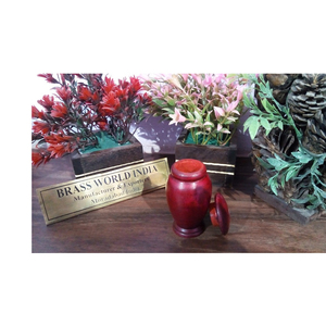 โกศไม้สไตล์อเมริกันขนาดเล็กสำหรับงานศพ - Product Image 1