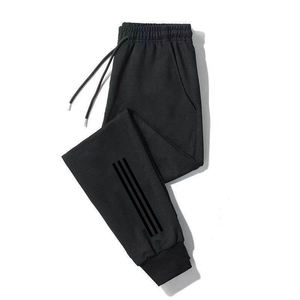 OEM Vêtements de sport personnalisés Joggers pantalons d'extérieur décontractés rapidement respirants pantalons de survêtement Active Graffiti Printing pantalons pour hommes - Product Image 6