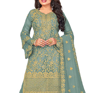 Lehenga lourdement brodé pour la mariée pakistanaise, robe Lehenga avec des travaux manuels lourds pour le jour du mariage - Product Image 4