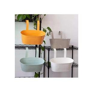 Nouveau Design accessoires pour la maison Vase à fleurs en métal moderne élégant fabricant en gros Pot de fleurs en métal pour couleur personnalisée - Product Image 1