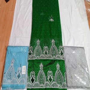 ผ้าโพกศีรษะแฟชั่นสตรีสุดหรูสไตล์แอฟริกัน ผลิตจากผ้าไหมอินเดียเนื้อนุ่ม ประดับด้วยลูกปัดลายจอร์จ - Product Image 1