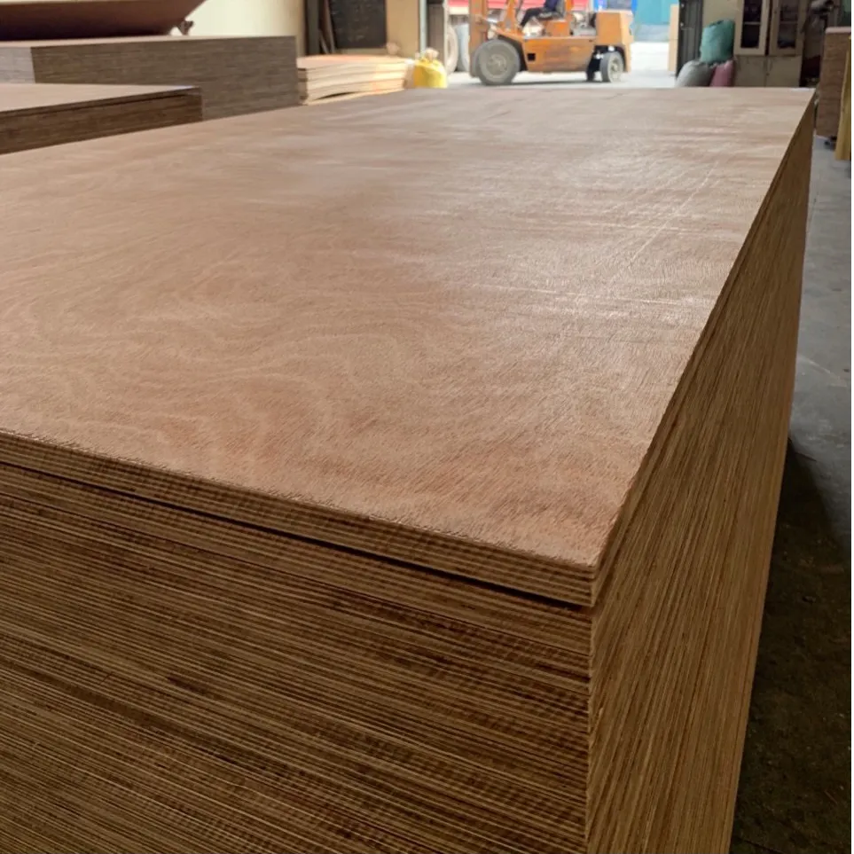 COMMERCIAL PLYWOOD - GOOD QUALITY - GOOD PRICE (OCEAN FREIGHT SUPPORT IN COVID TIME)