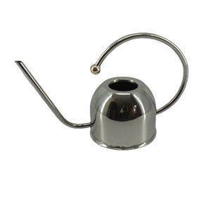 Verseur de vin / Pichet à vin |   Distributeur et décanteur à vin en métal à long bec |   Vaisselle décorative, pot à vin - Product Image 1