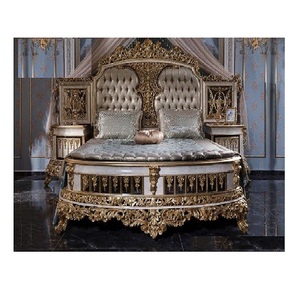 Lit capitonné de style couronne royale de luxe, style baroque royal italien, lits sculptés à la main, lits classiques de taille king pour la chambre à coucher, New York - Product Image 1