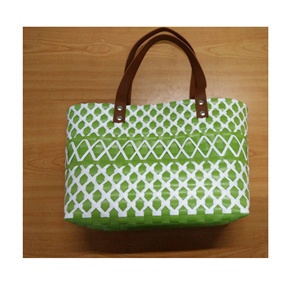 New Style <b>Plastic</b> Woven Bag <b>Basket</b> Beach Cabbage <b>Basket</b> and Vietnam PP Woven Bags or <b>Plastic</b> Straw Handbags Beach Bag 99GD - Product Image 3