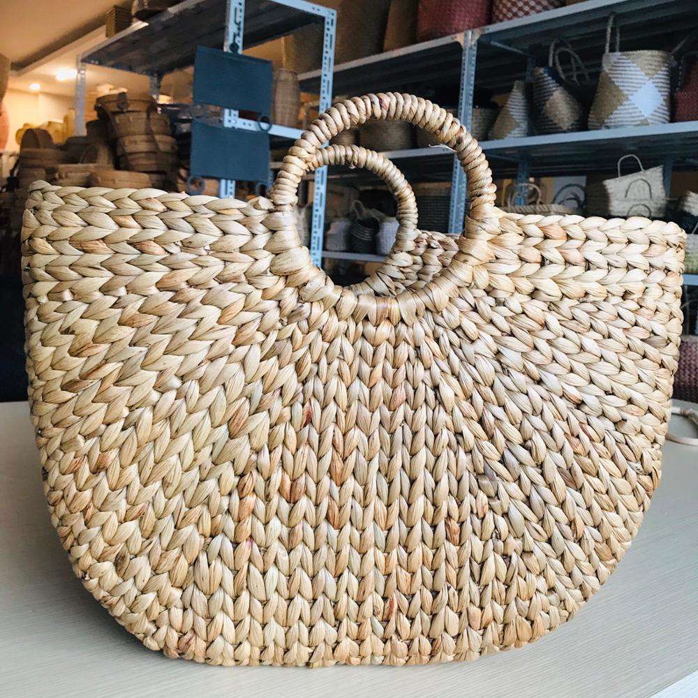 น้ำตาลอ่อน