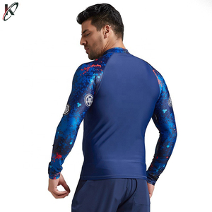 Chaleco Rash Sublimado para Hombre con Mangas Largas Camisa de Natación con Protección UV de Secado Rápido - Product Image 5