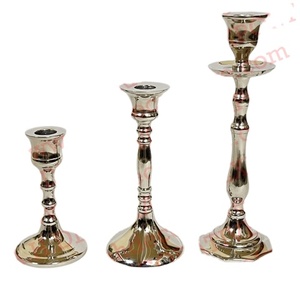 Table en métal de haute qualité nickelé décoratif nouveau Design bougeoir décoratif fait à la main bougeoir en métal en gros - Product Image 1