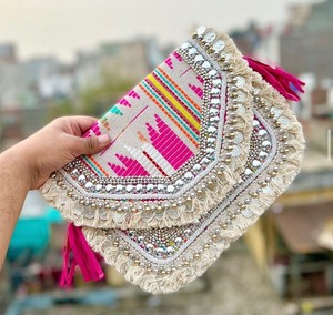 Meilleur prix Durable fait à la main Jute Boho Banjara sac femmes Logo personnalisé Style traditionnel déclaration de mode fermeture éclair en cuir véritable - Product Image 2