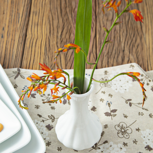 Florero en forma de ajo para mesa de cena, muebles de porcelana de cerámica para el hogar - Product Image 3