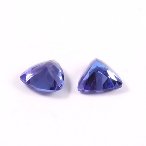 IGI Certifié 6mm Naturel Paon Bleu Tanzanite Gemme AAA Qualité Trillion Cut Facettes Iridescence JewelryTZ - Product Image 3