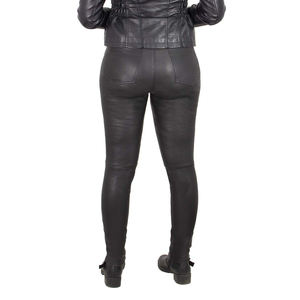 ชุดเสื้อผ้า2ชิ้นสำหรับฤดูหนาวของผู้หญิงเสื้อโค้ทแบบพองพร้อมเสื้อโค้ทหนัง PU มีโลโก้ที่เอว - Product Image 4