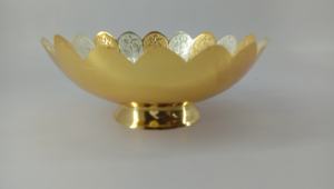 Cuenco para servir chapado en oro y plata de diseño único, Decoración de mesa elegante de lujo para el hogar con Metal pulido para frutas secas - Product Image 2