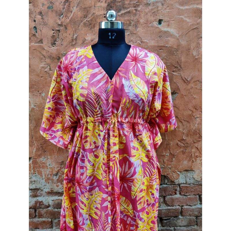 สีแดงม่วง