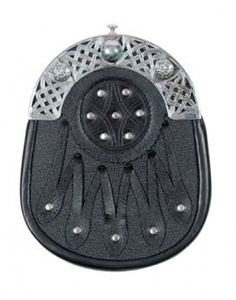 Vente en gros de Sporran en cuir noir avec sangles de chaîne celtique en laiton nickelé pour kilts et cornemuses - Product Image 2