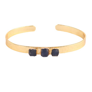 Pulsera de acero inoxidable con diseño de lujo para mujer, brazalete de tanzanita natural Enchapado en oro, piedra de nacimiento, martillo, acabado ajustable - Product Image 1