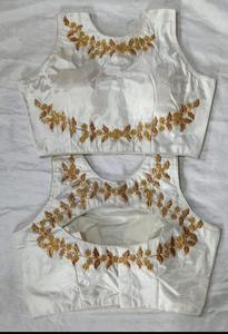 Vêtement Surat de créateur à manches longues ou à manches attachées à l'intérieur, bordure en dentelle brodée et travail de la pierre, grande taille et toutes les couleurs - Product Image 2