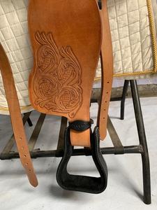 Sillín de caballo occidental de cuero indio de alta calidad, mecanizado a mano con árbol de plástico para montar a caballo - Product Image 3