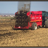 Multitasking Manure Spreader and Farm Trailer, 10 Ton