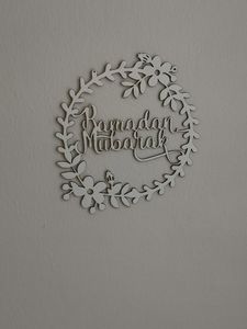 Regali islamici arte della parete islamica <span class=keywords><strong>porta</strong></span> ornamento decorazioni Ramadan scritte <span class=keywords><strong>in</strong></span> <span class=keywords><strong>legno</strong></span> Decor regalo Eid Mubarak segni <span class=keywords><strong>in</strong></span> <span class=keywords><strong>legno</strong></span> tagliati al Laser - Product Image 3