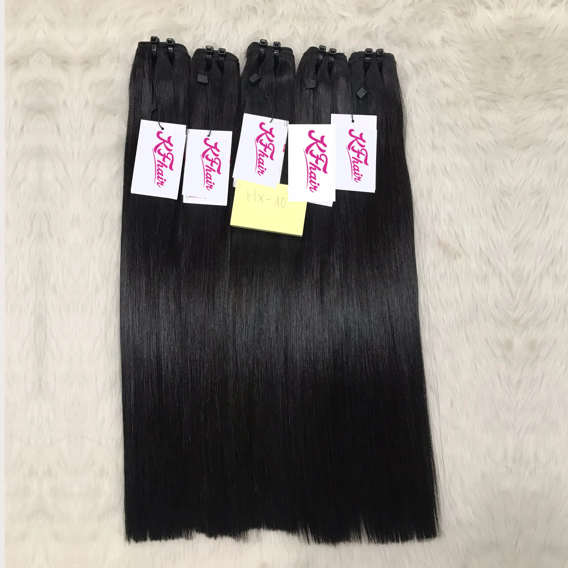 Wholesale 100% virgin natural raw hair human hair blend mix with synthetic can be dye any colors as you like
